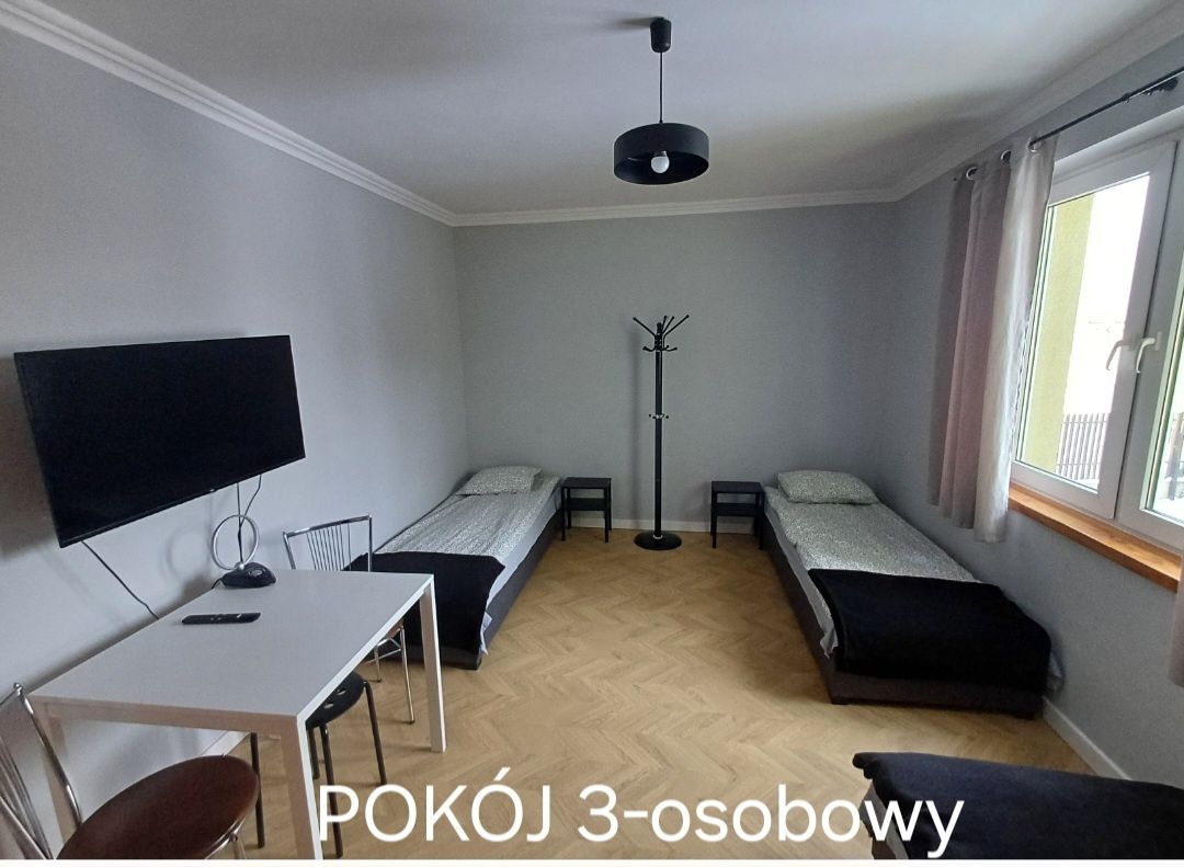 SIERPC, PŁOCK, NOCLEGI, pokoje, kwatery dla firm; ANEKS , ŁAZIENKA, pa