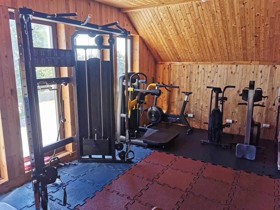 Brama narożna różne wysokości