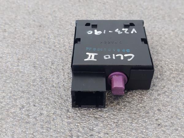 Botão / interruptor de luzes RENAULT Clio II (BB0/1/2_, CB0/1/2_)