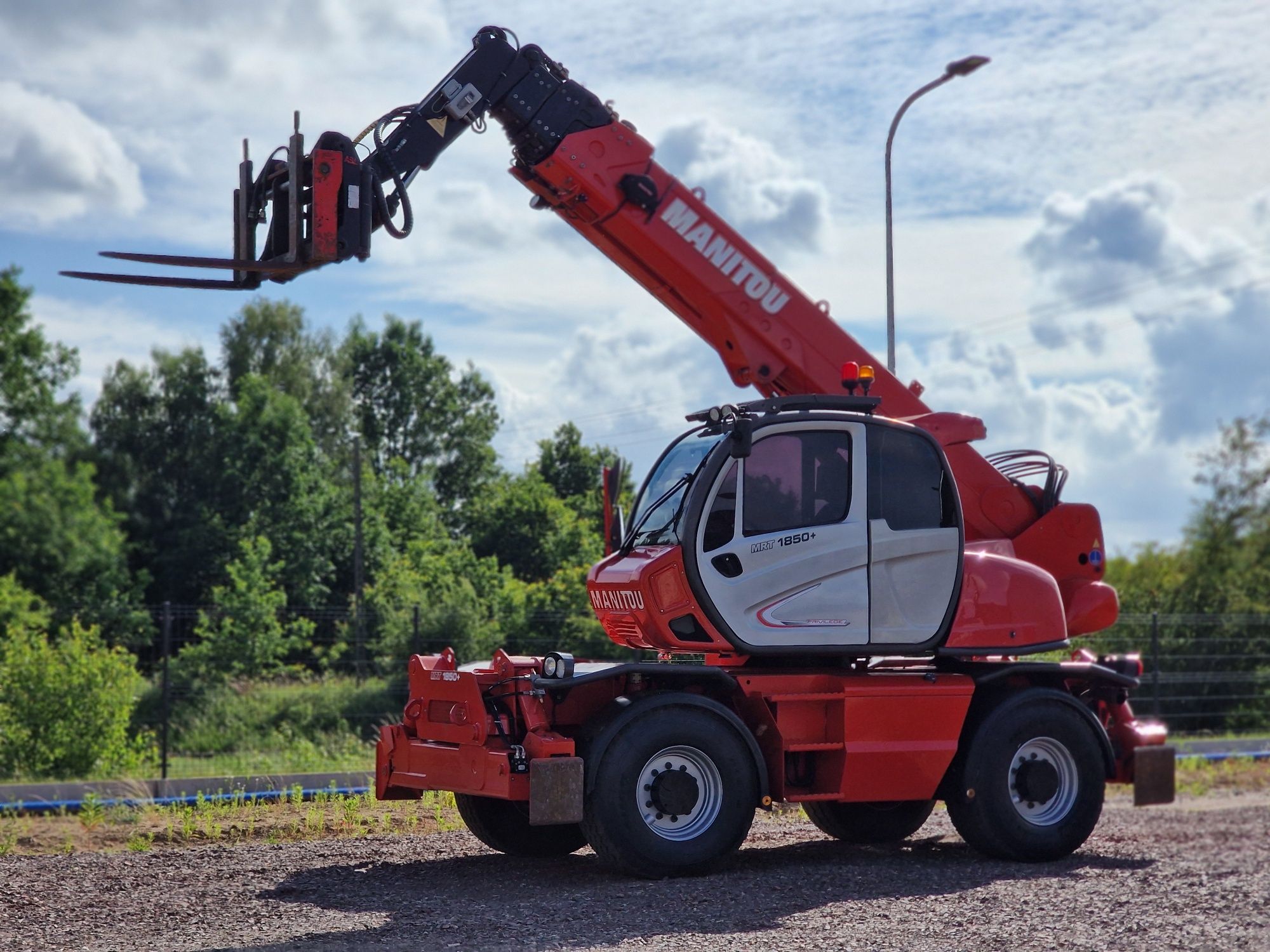 Manitou MRT1850 Plus Privilege / Widły / Kosz / Sterowanie radiowe