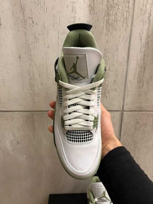 "Buty koszykówki " Jordan_4_Retro_Seafoam_Rozmiar.41