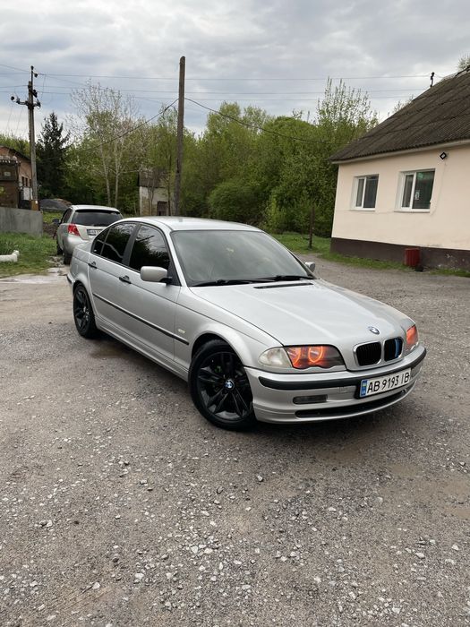 Продам BMW в хорошому стані.