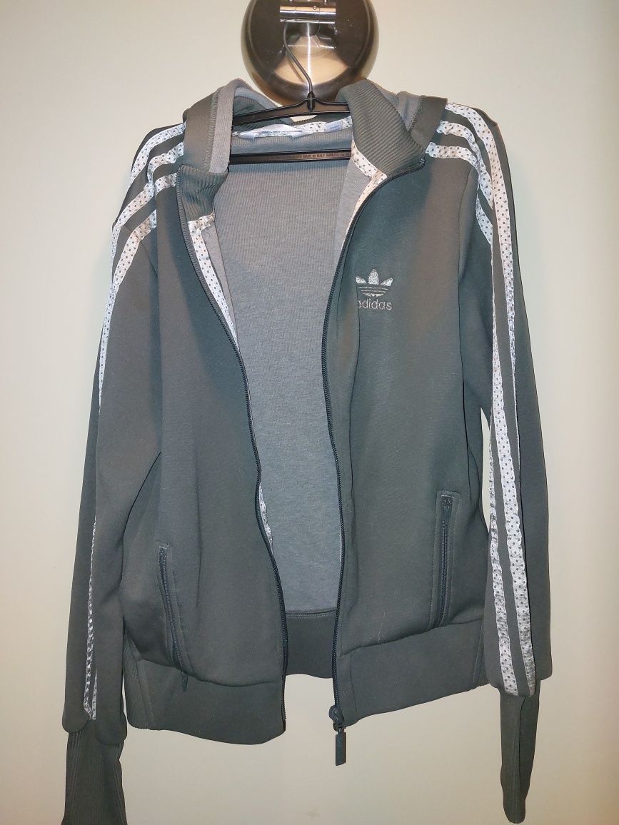 Bluza Adidas zapinana