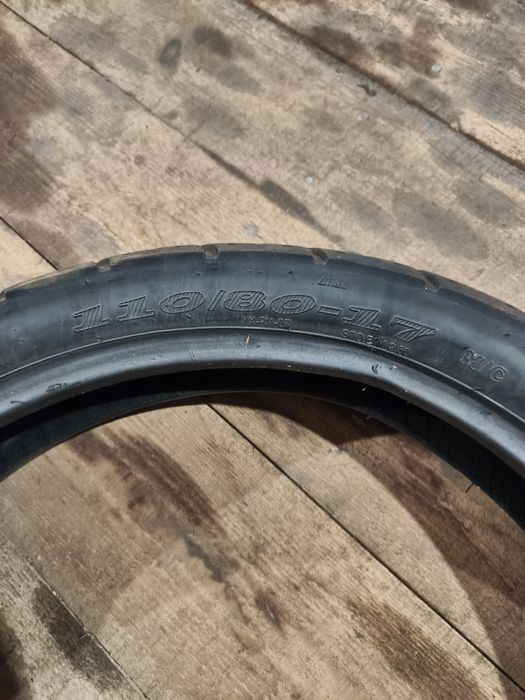 Продам резину  120/80/17. 110/80/17