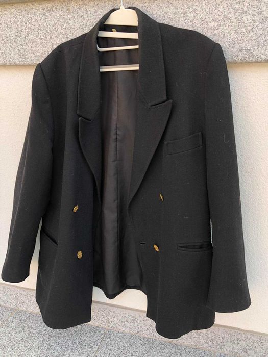 Casaco preto de senhora