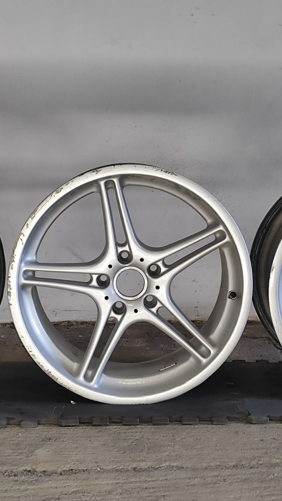 Felgi Racing Dynamics RD2 19" 4x8,5J