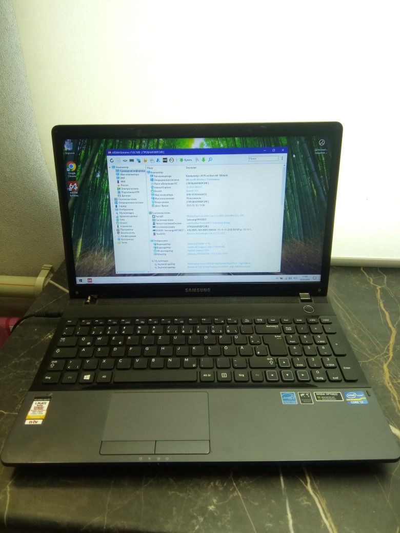 Ноутбук Samsung NP300E5C