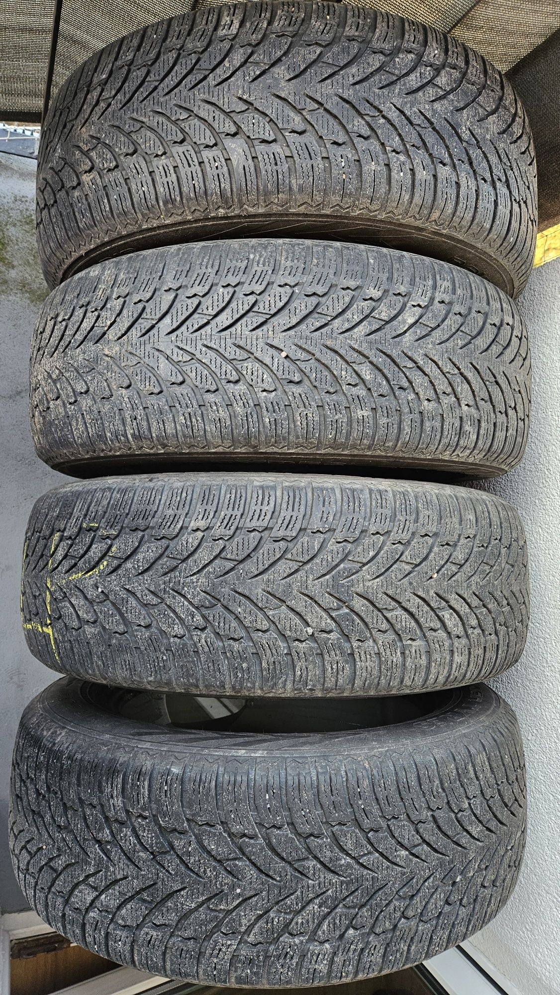Opony zimowe nokian tyres WR SUV 4 235/60/18