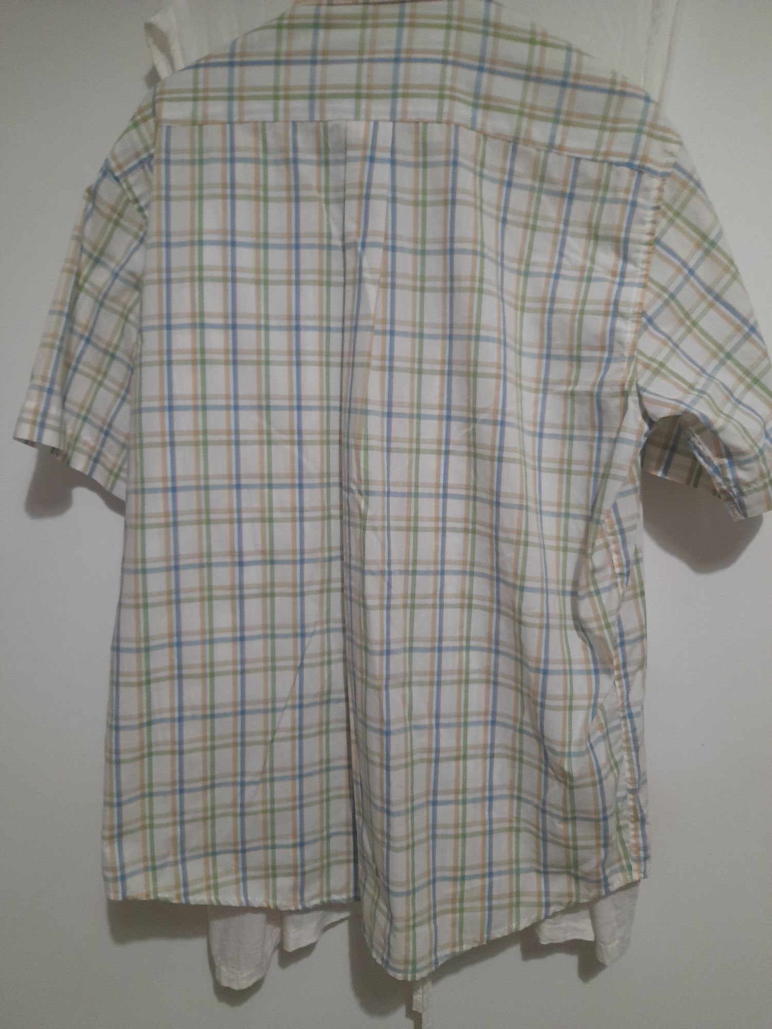 Camisa ao xadrez S usada mas com muito pouco uso.