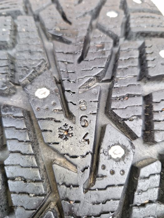 Шины Зимние  Nokian Nordman7 ШИП 8мм