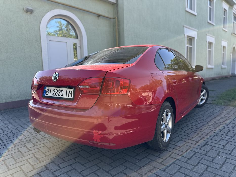 Volkswagen Jetta 2012 2,0 газ/бензин