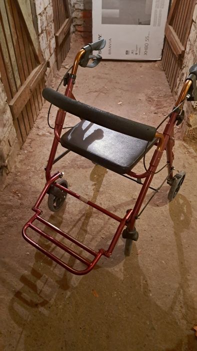 Chodzik Balkonik Rolllator Inwalidzki