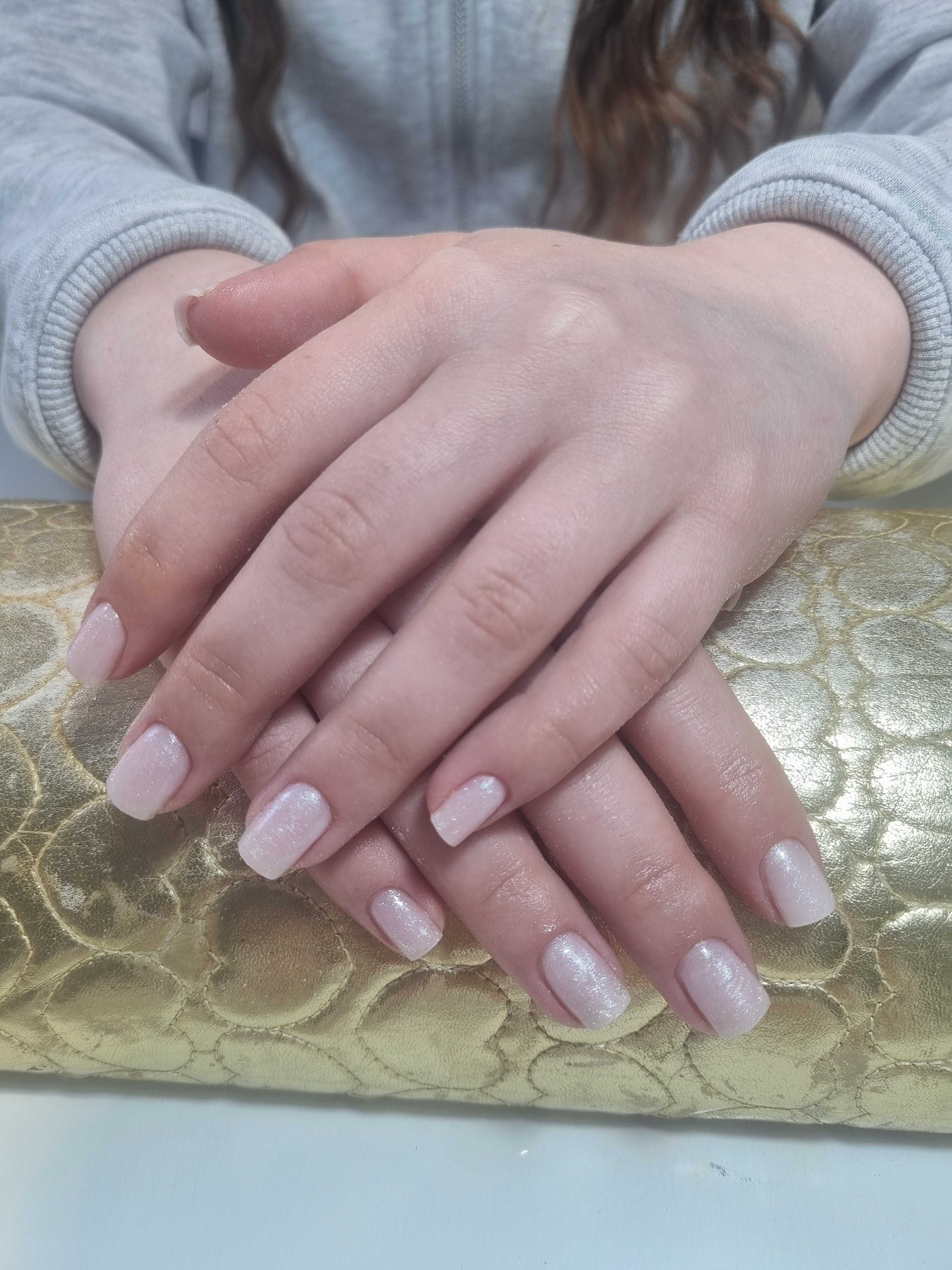 Manicure hybrydowy/żelowy,przedluzanie