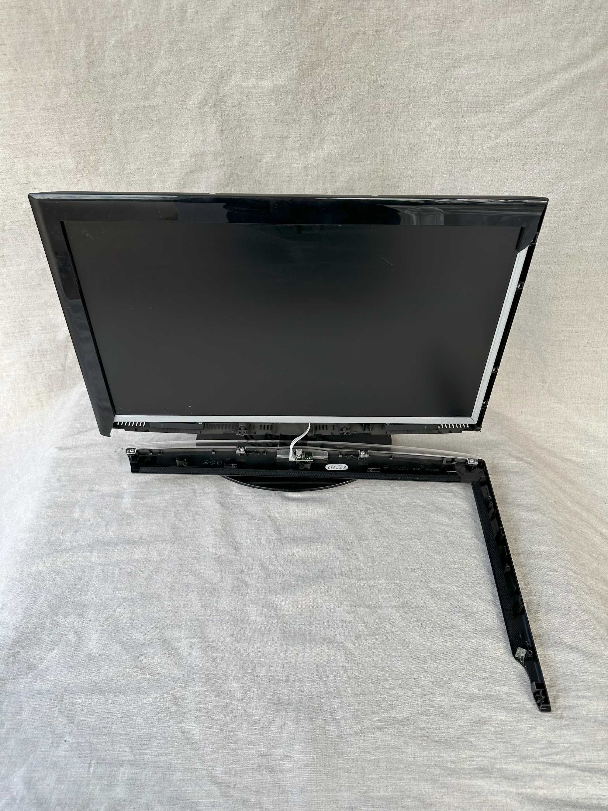 Telewizor Technika X216/54E 21,6" DVD