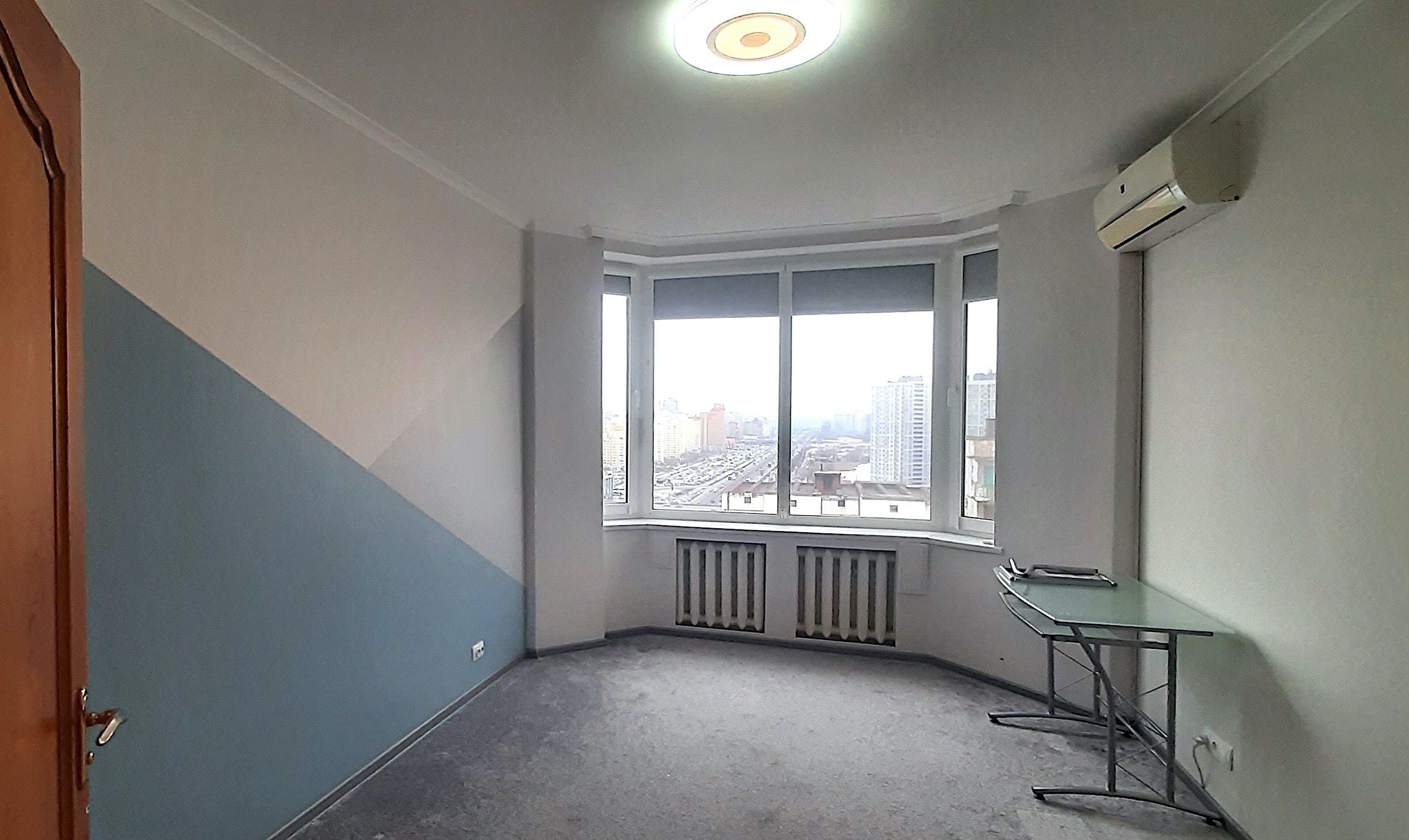 4 кімнатна квартира Проспект Миколи Бажана поряд з метро