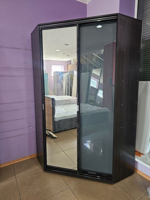 Шкаф-купе в наличии и под заказ