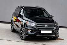 Ford Kuga ST-LINE 4x4 Xenon LED ParkAss. Kamera Nav Grz. Fot Kier Tempomat