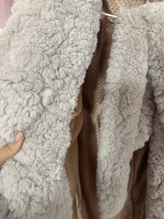 Шуба гарного сірого кольору