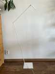 Metalowa lampa stojąca zara home