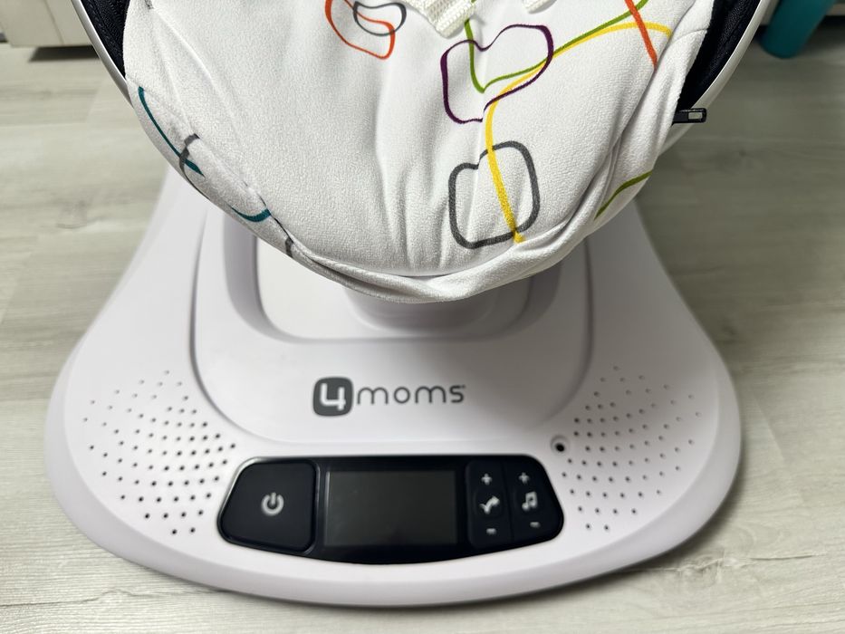 Крісло - гойдалка 4moms multi plush