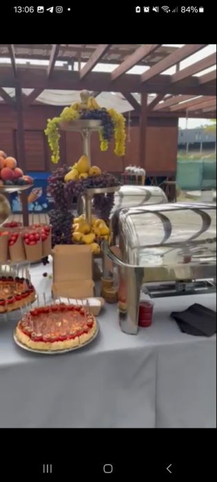 Блюдо фуршетна стійка