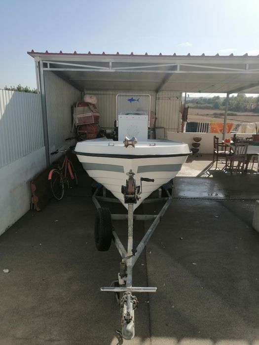 Barco de pesca 4.90mt