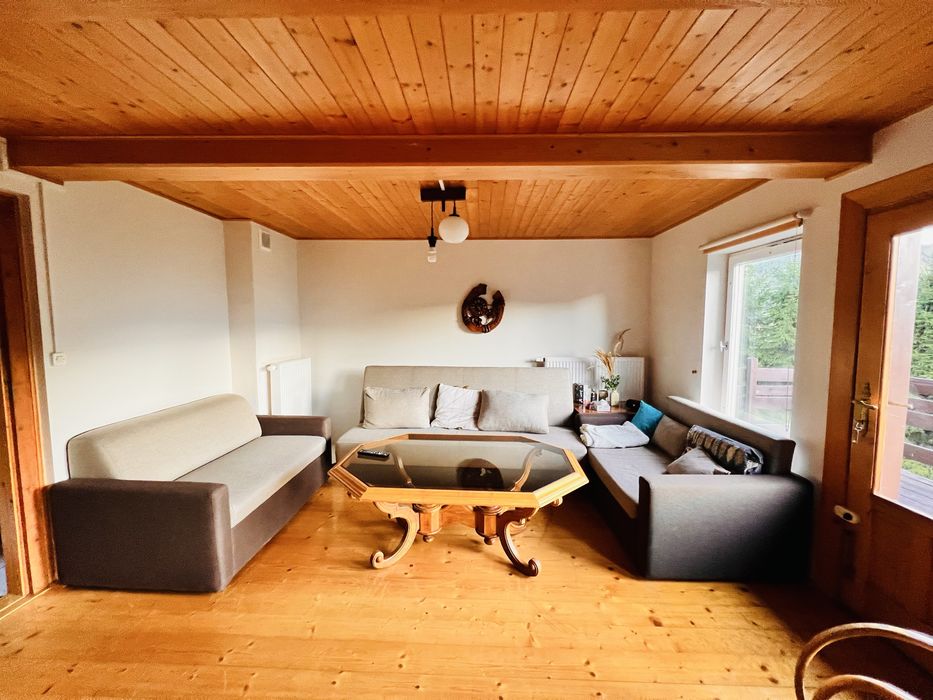 Świerkowa Chata – malowniczy widok na Kocierz Rychwałdzki