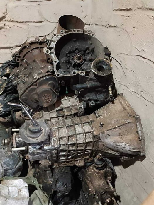 Коробка передач, мотор різне