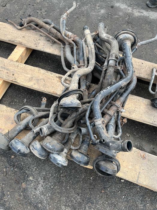 Заливна горловина Nissan Navara D40 D22 Pathfinder R51 Санта Фе 2