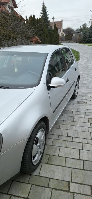 Golf 5 2003 rok 1.6 benzyna