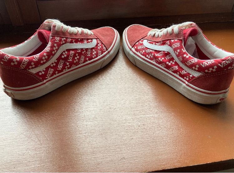 Vans Old School (logo repeat)