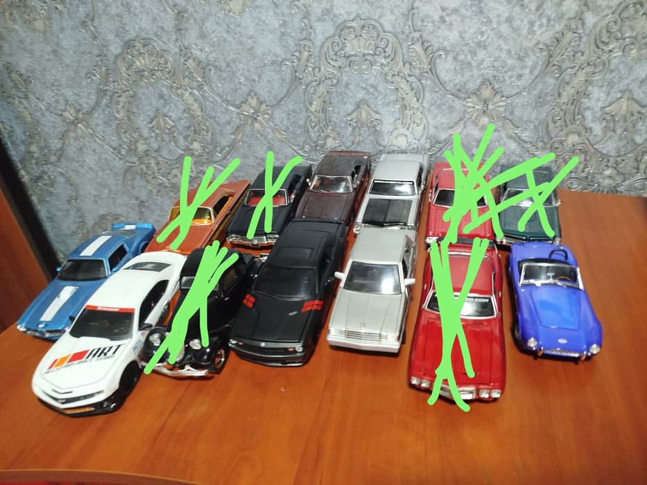 Модели 1:24 Maisto, Welly, Revell. Наличие и стоимость уточняйте.