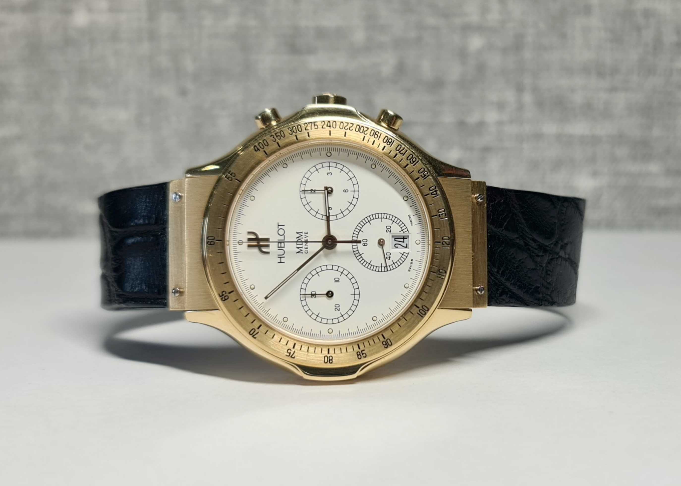 Золотий чоловічий годинник часы Hublot MDM Chronograph 1621.3 Gold 18k