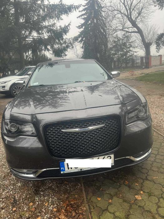 Chrysler 300 AWD 2018 r. 3.6 benzyna automat