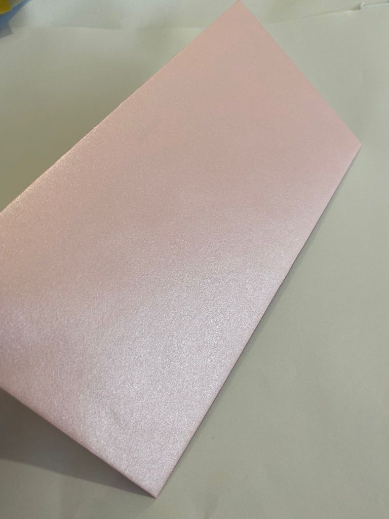 Papel/ Envelopes para Convites