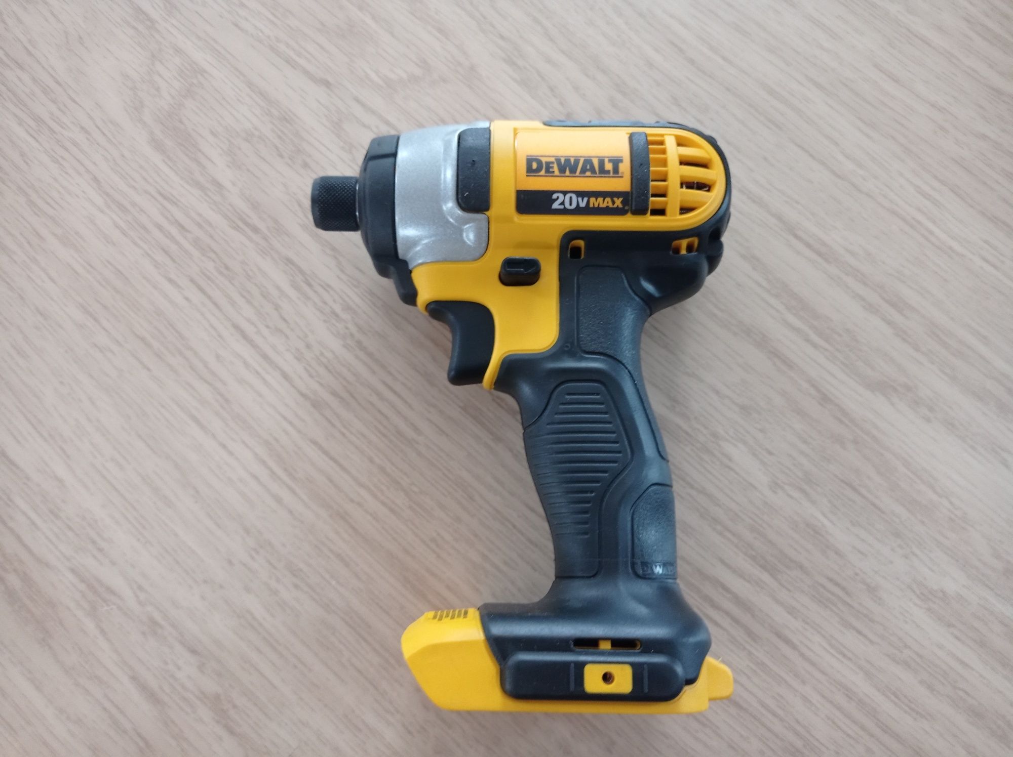 Nowy zestaw Dewalt 20V USA