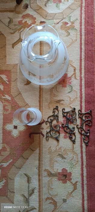 Bolbo de candeeiro e ferragens