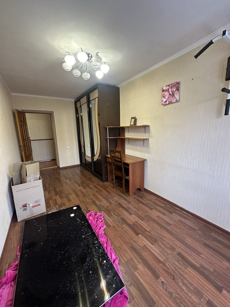 В продажу 3 к к на 3й Слобідській / пр. Центральний