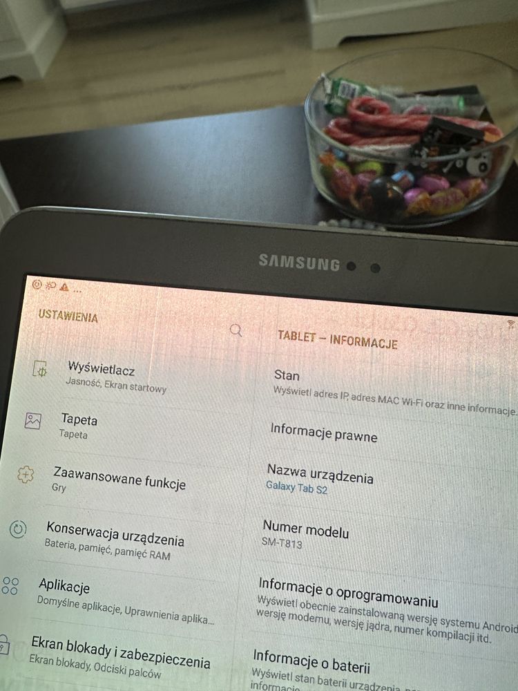 Samsung tab s2 model sm-t 813