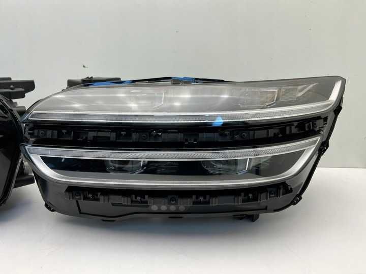 GENESIS GV70  фара передня права ліва 92184-AR000 92183-AR000
