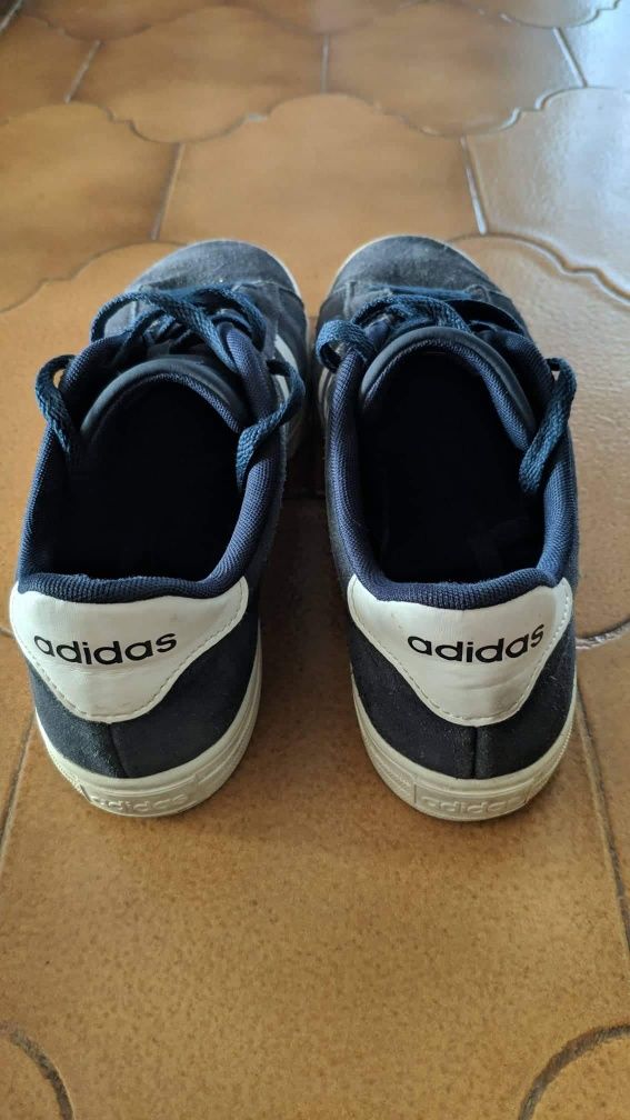 Sapatilhas adidas