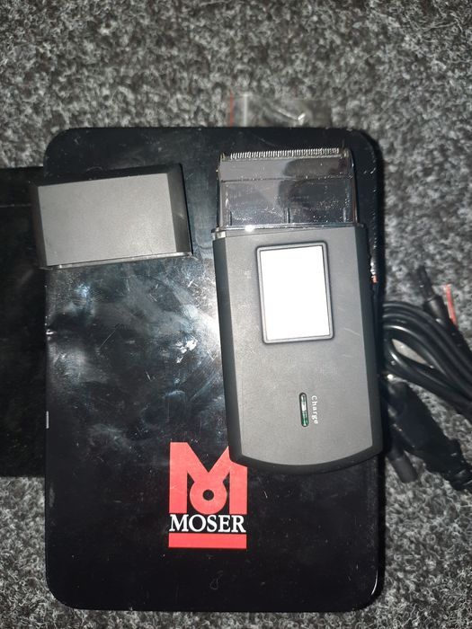 Електро бритва Moser