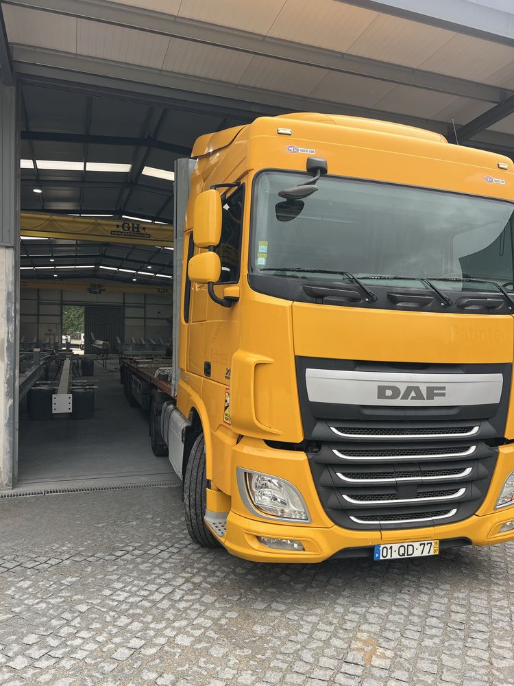 Trator DAF XF 460cv