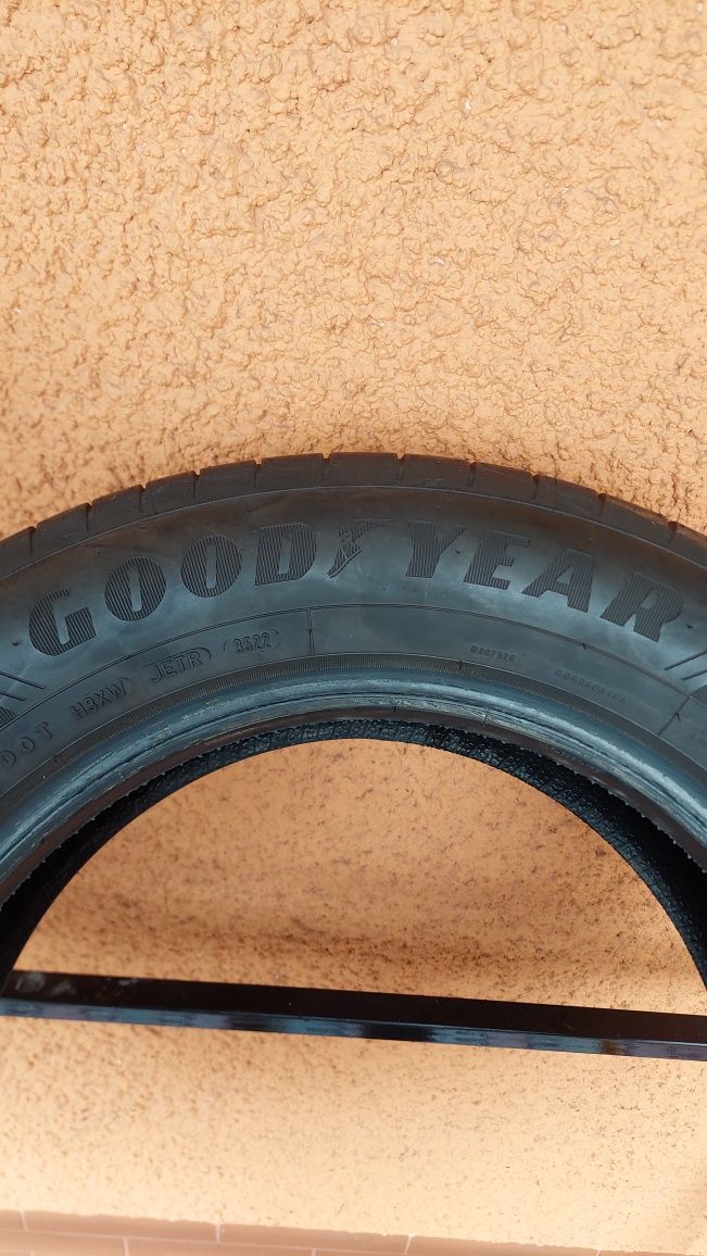 NOWE Opony letnie 205/60/16 Goodyear