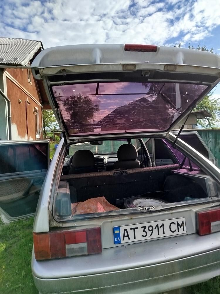 Продаю автомобіль ваз 2114!