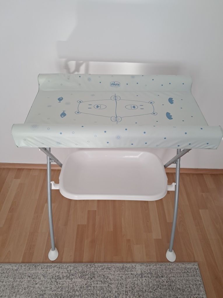 Przewijak z wanienką Chicco