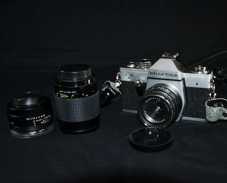 Зеркальный фотоаппарат Praktica l2