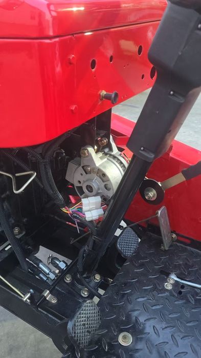 мінітрактор Шифенг 244 Примува на 2 циліндри Гідропідсилювач Радіатор