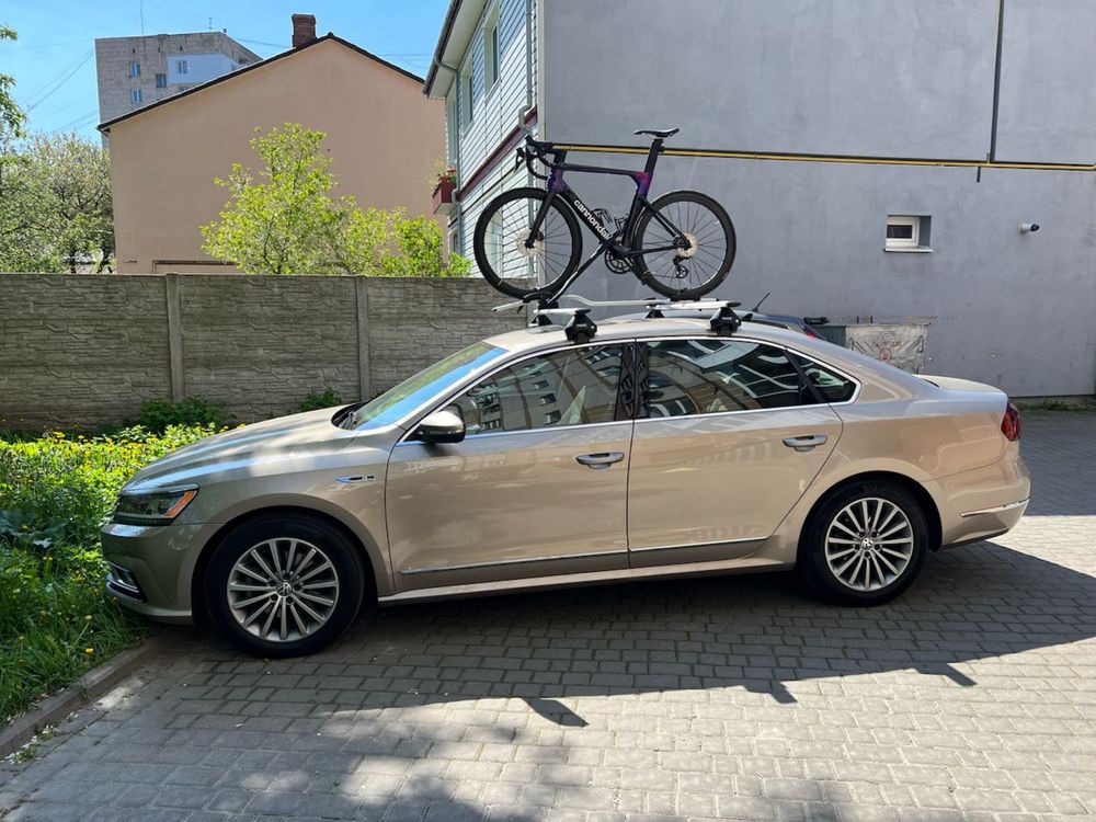 Thule Багажник на крышу VW Passat