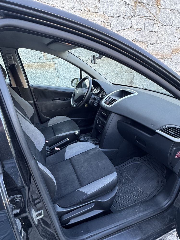 Peugeot 207 1.4 HDI